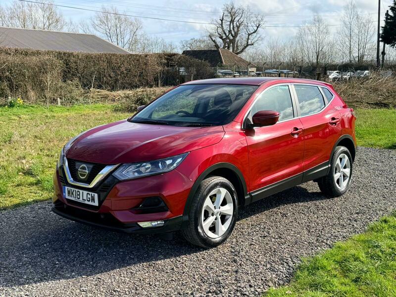 Used Nissan Qashqai 2018 for sale - 77720742: Photo 3