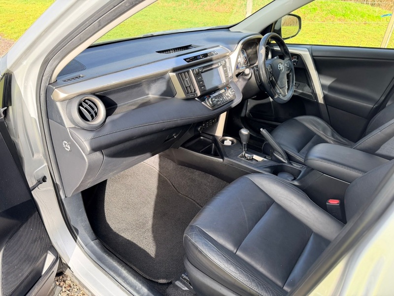 Used Toyota RAV4 2013 for sale - 77303271: Photo 13