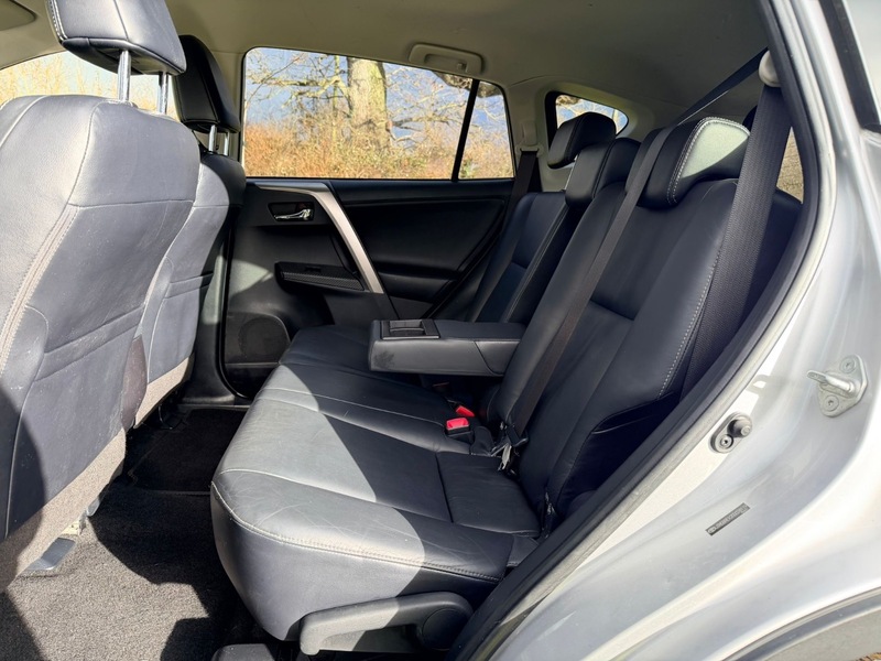 Used Toyota RAV4 2013 for sale - 77303271: Photo 17