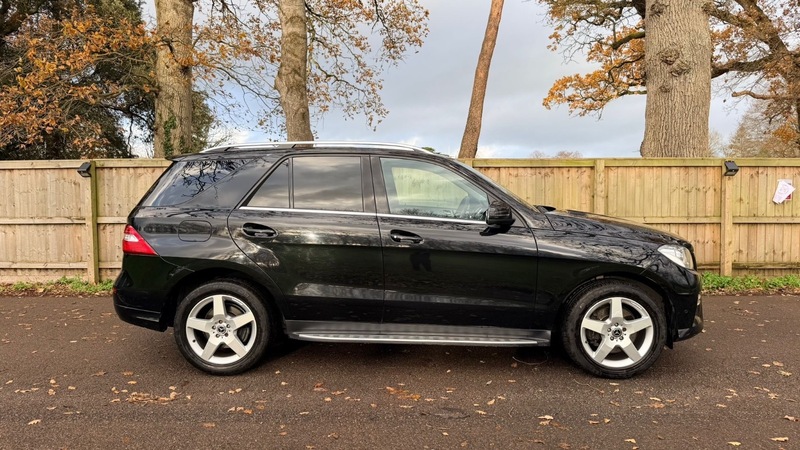 Used Mercedes-Benz M Class 2014 for sale - 76863605: Photo 8