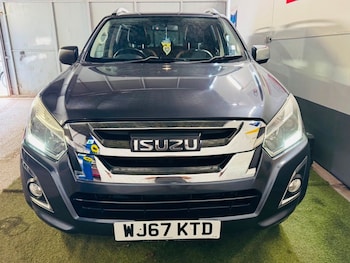 Used Isuzu Rodeo 2017 for sale - 75666795: Photo