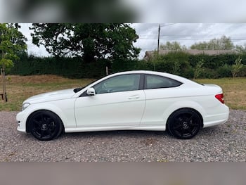 Used Mercedes-Benz C Class 2013 for sale - 79755651: Photo