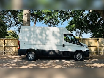 Used Iveco Daily 2018 for sale - 75574204: Photo