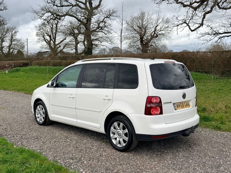 Used Volkswagen Touran 2019 for sale - 77850976: Photo 5
