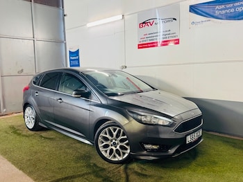 Used Ford Focus 2015 for sale - 75693684: Photo