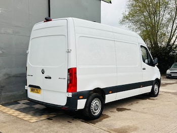 Used Mercedes-Benz Sprinter 2019 for sale - 76106410: Photo