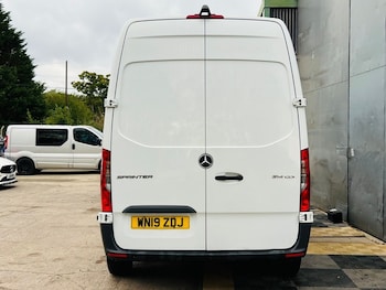 Used Mercedes-Benz Sprinter 2019 for sale - 76106410: Photo