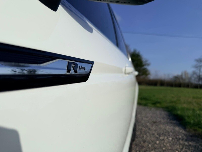 Used Volkswagen Touran 2017 for sale - 77681489: Photo 9