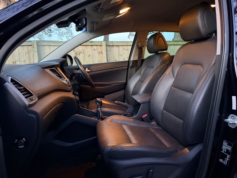 Used Hyundai TUCSON 2016 for sale - 76768926: Photo 16