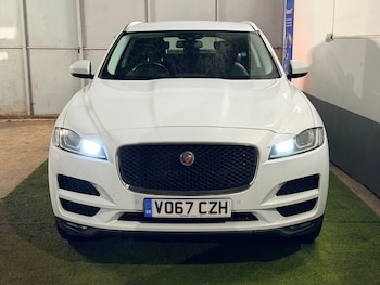 Used Jaguar F-Pace 2017 for sale - 77277023: Photo