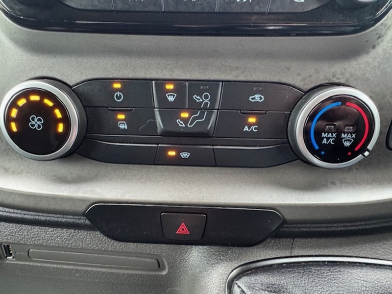 Used Ford Transit Custom 2022 for sale - 77609579: Photo 31