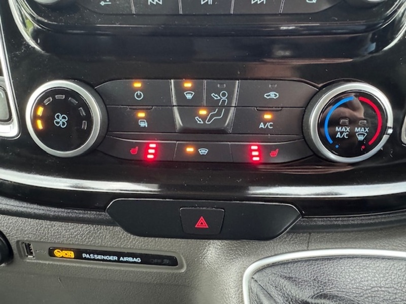 Used Ford Transit Custom 2020 for sale - 76490283: Photo 32