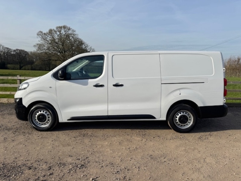 Used Vauxhall Vivaro 2023 for sale - 78097471: Photo 4