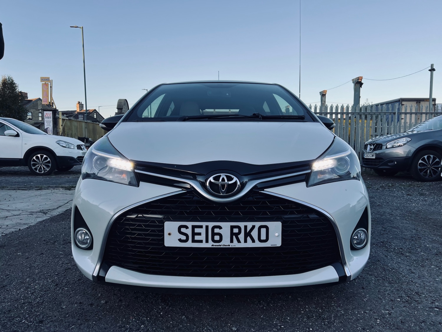 Used Toyota Yaris 2016 for sale - 76071458: Photo 3