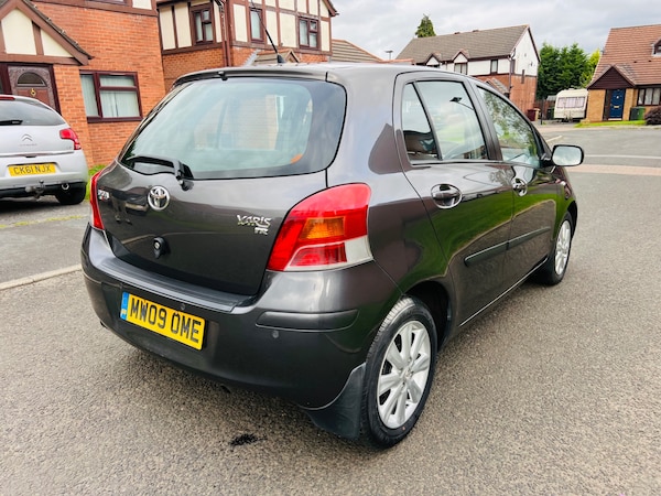 Used Toyota Yaris 2009 for sale - 76244867: Photo 10