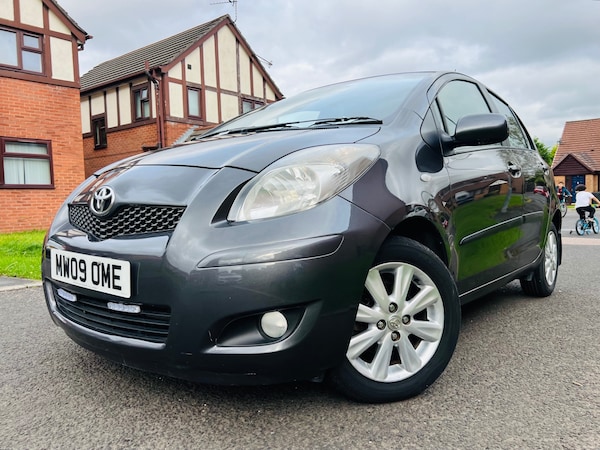 Used Toyota Yaris 2009 for sale - 76244867: Photo 4