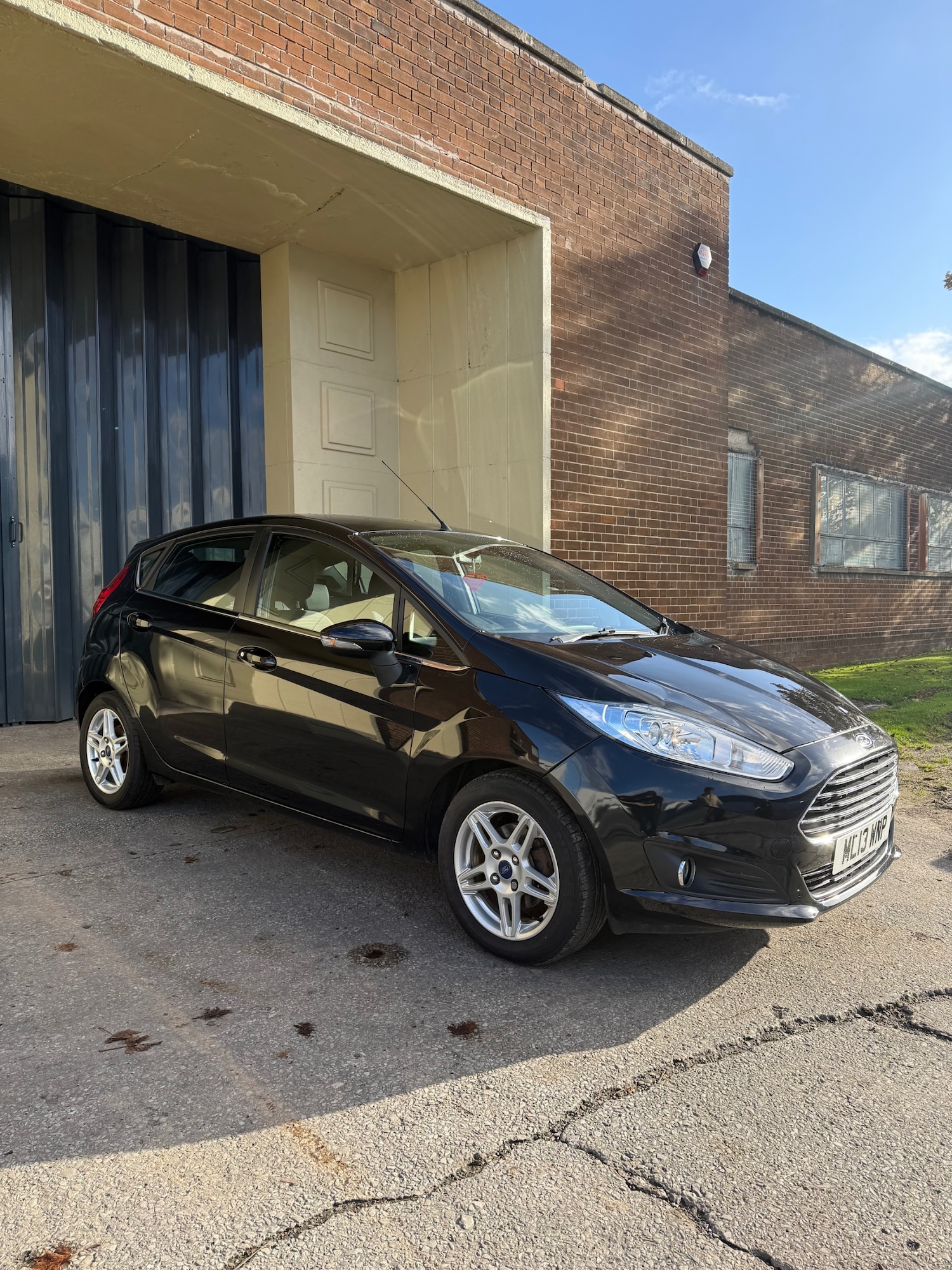 Used Ford Fiesta 2013 for sale - 76526142: Photo 2