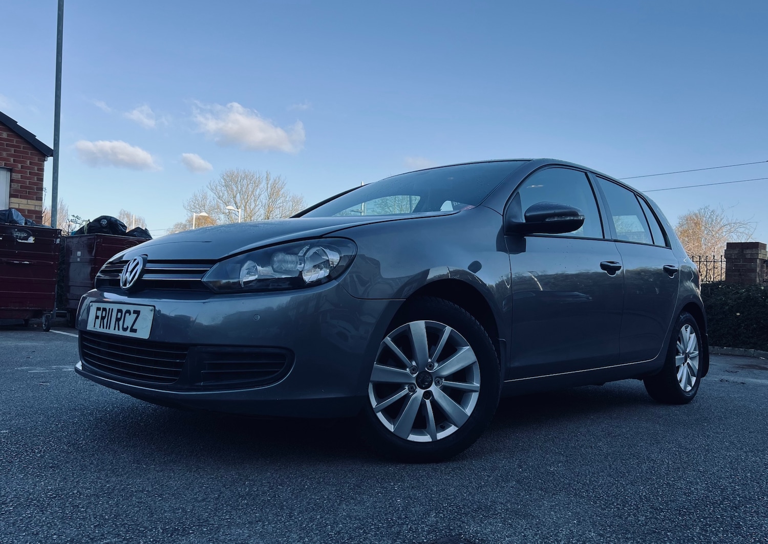 Used Volkswagen Golf 2011 for sale - 76620680: Photo 2
