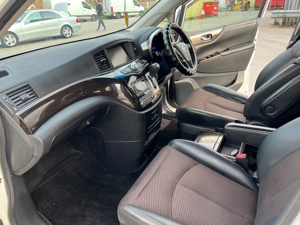 Used Nissan Elgrand 2024 for sale - 75723629: Photo 14