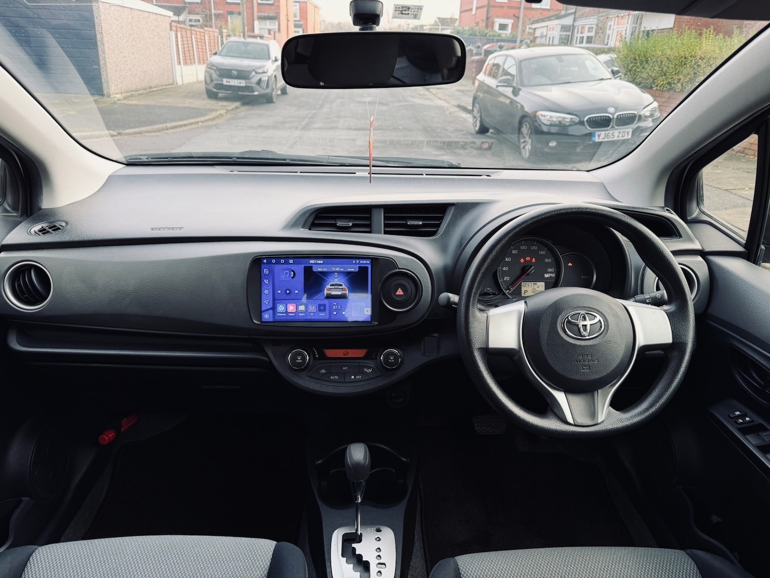 Used Toyota Vitz 2025 for sale - 77052270: Photo 12