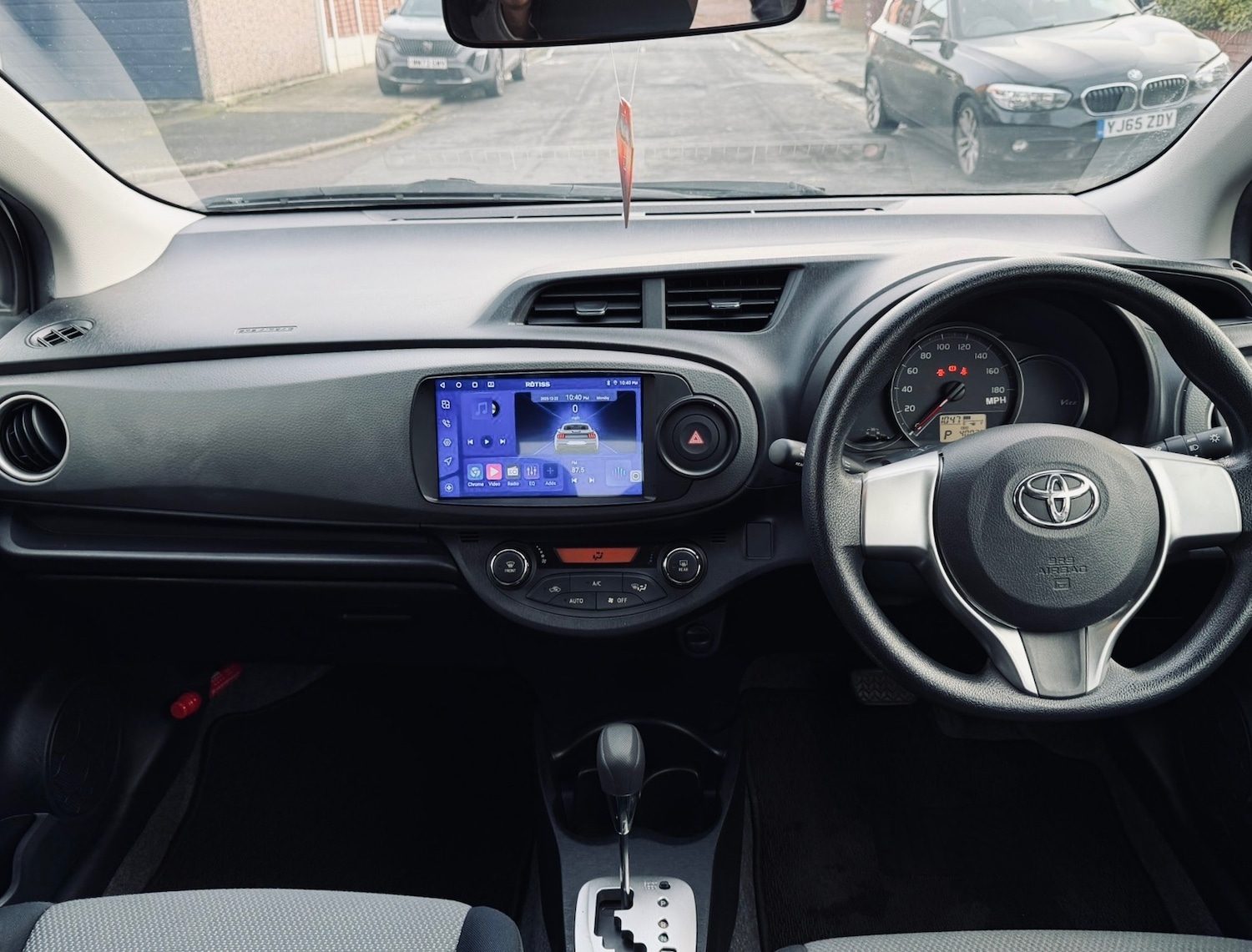 Used Toyota Vitz 2025 for sale - 77052270: Photo 13