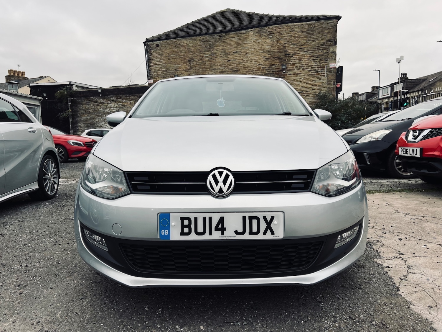 Used Volkswagen Polo 2014 for sale - 76340661: Photo 2
