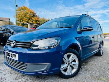 Used Volkswagen Touran 2011 for sale - 76258092: Photo