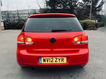 Used Volkswagen Golf 2012 for sale - 76500494: Photo