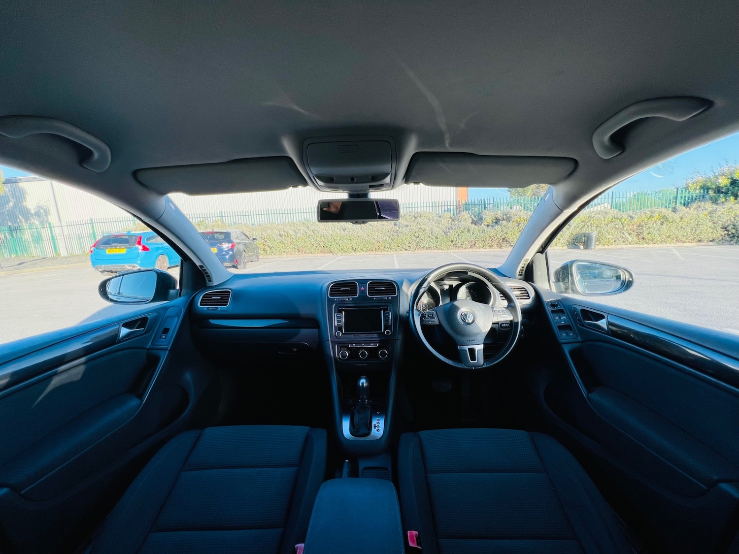 Used Volkswagen Golf 2012 for sale - 76088884: Photo 12