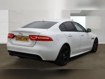 Used Jaguar XE 2016 for sale - 79037369: Photo