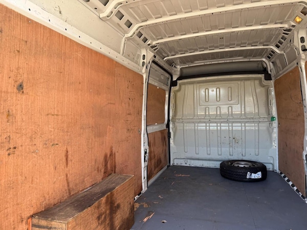 Used Peugeot Boxer 2021 for sale - 76016740: Photo 35