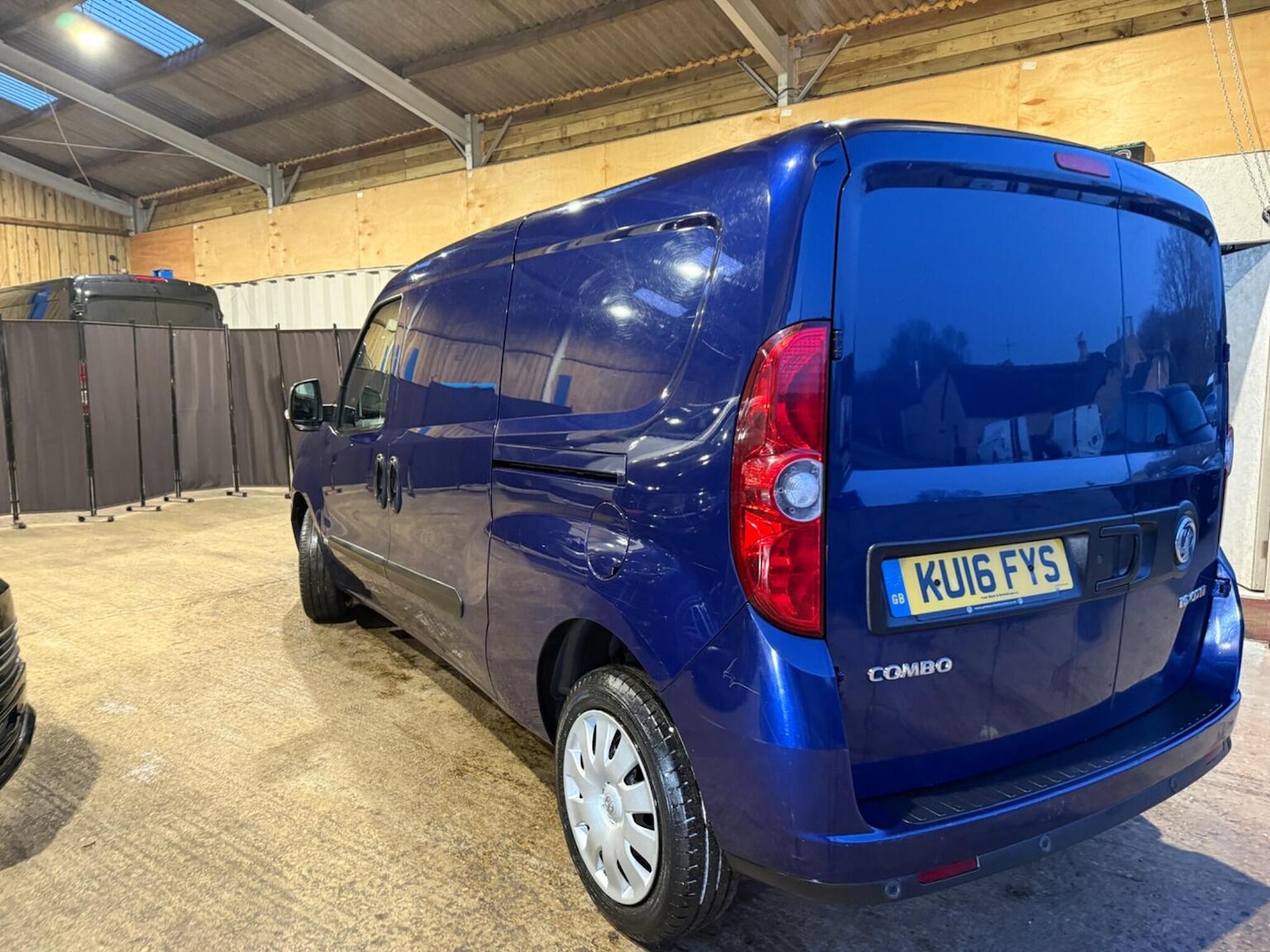 Used Vauxhall Combo 2016 for sale - 77758971: Photo 13