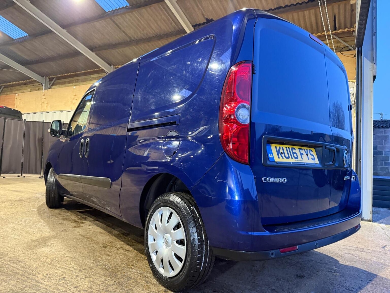 Used Vauxhall Combo 2016 for sale - 77758971: Photo 4