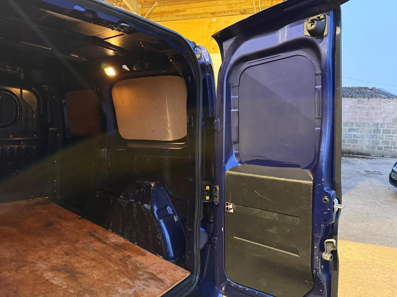 Used Vauxhall Combo 2016 for sale - 77758971: Photo 49