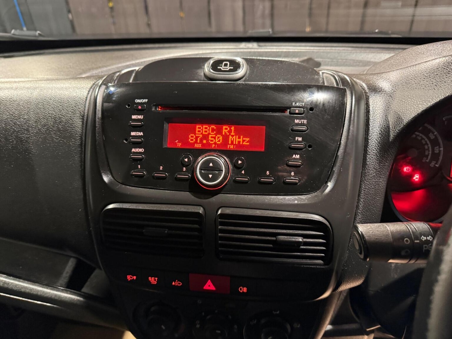 Used Vauxhall Combo 2016 for sale - 77758971: Photo 51