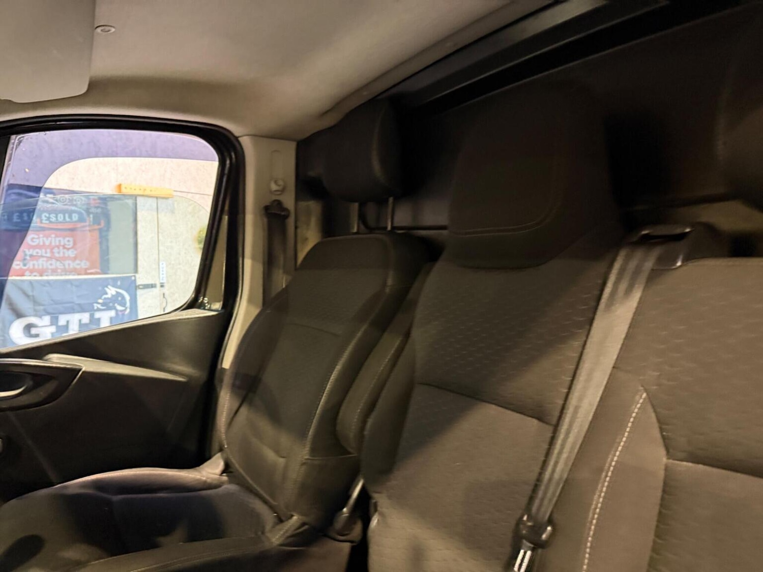 Used Vauxhall Vivaro 2015 for sale - 77639214: Photo 25