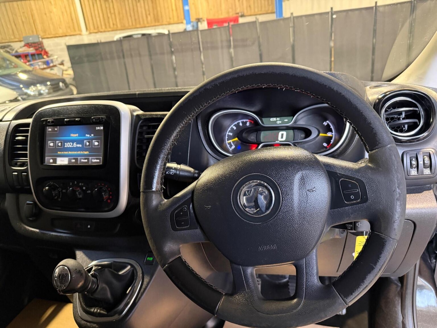 Used Vauxhall Vivaro 2015 for sale - 77639214: Photo 41