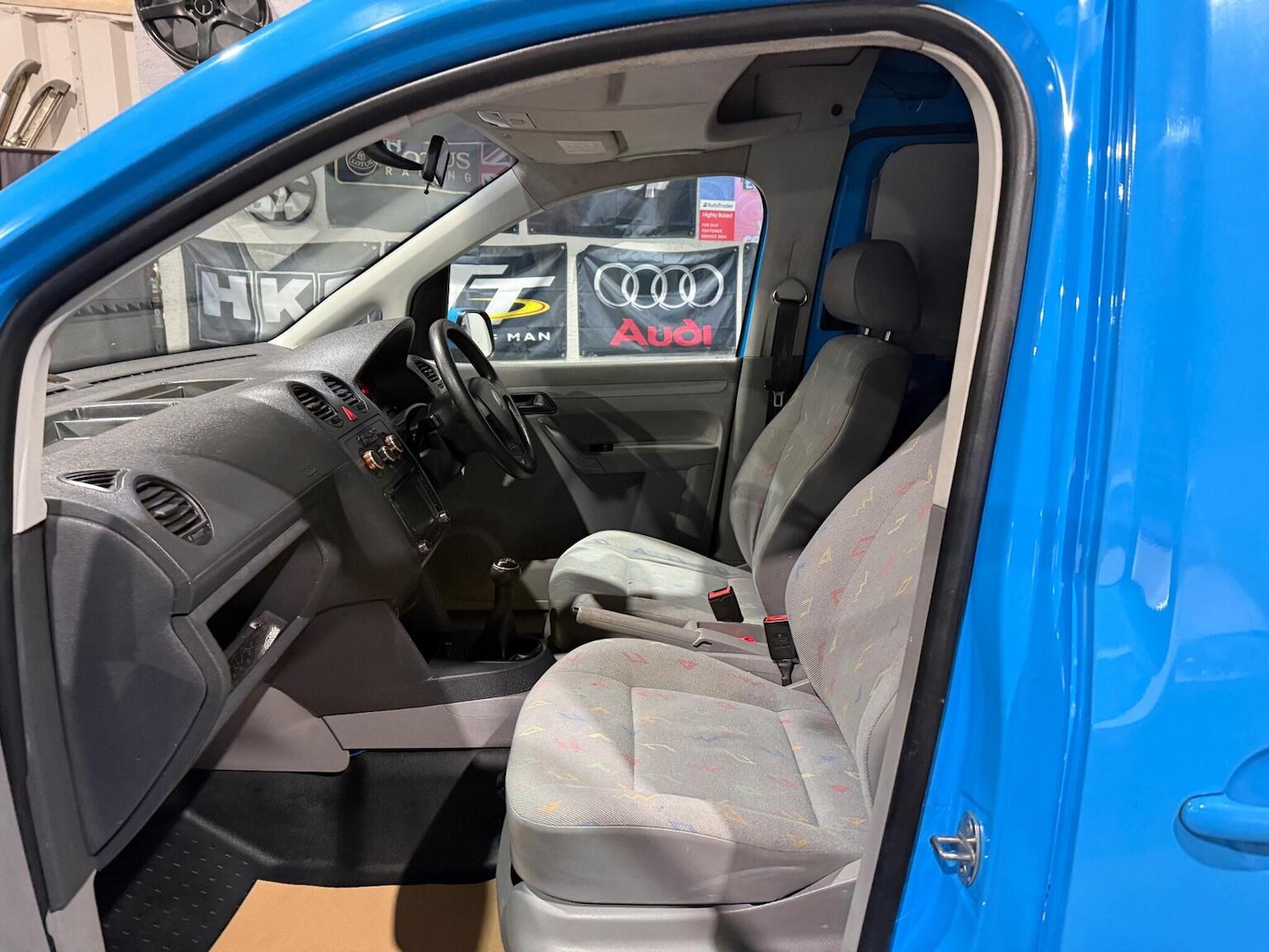 Used Volkswagen Caddy Maxi 2010 for sale - 76837053: Photo 25