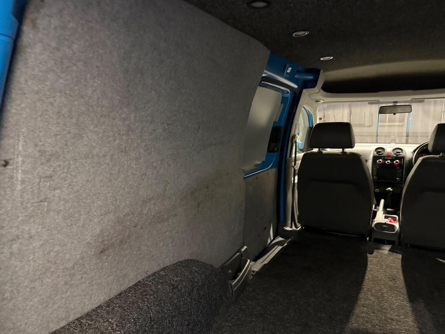 Used Volkswagen Caddy Maxi 2010 for sale - 76837053: Photo 35