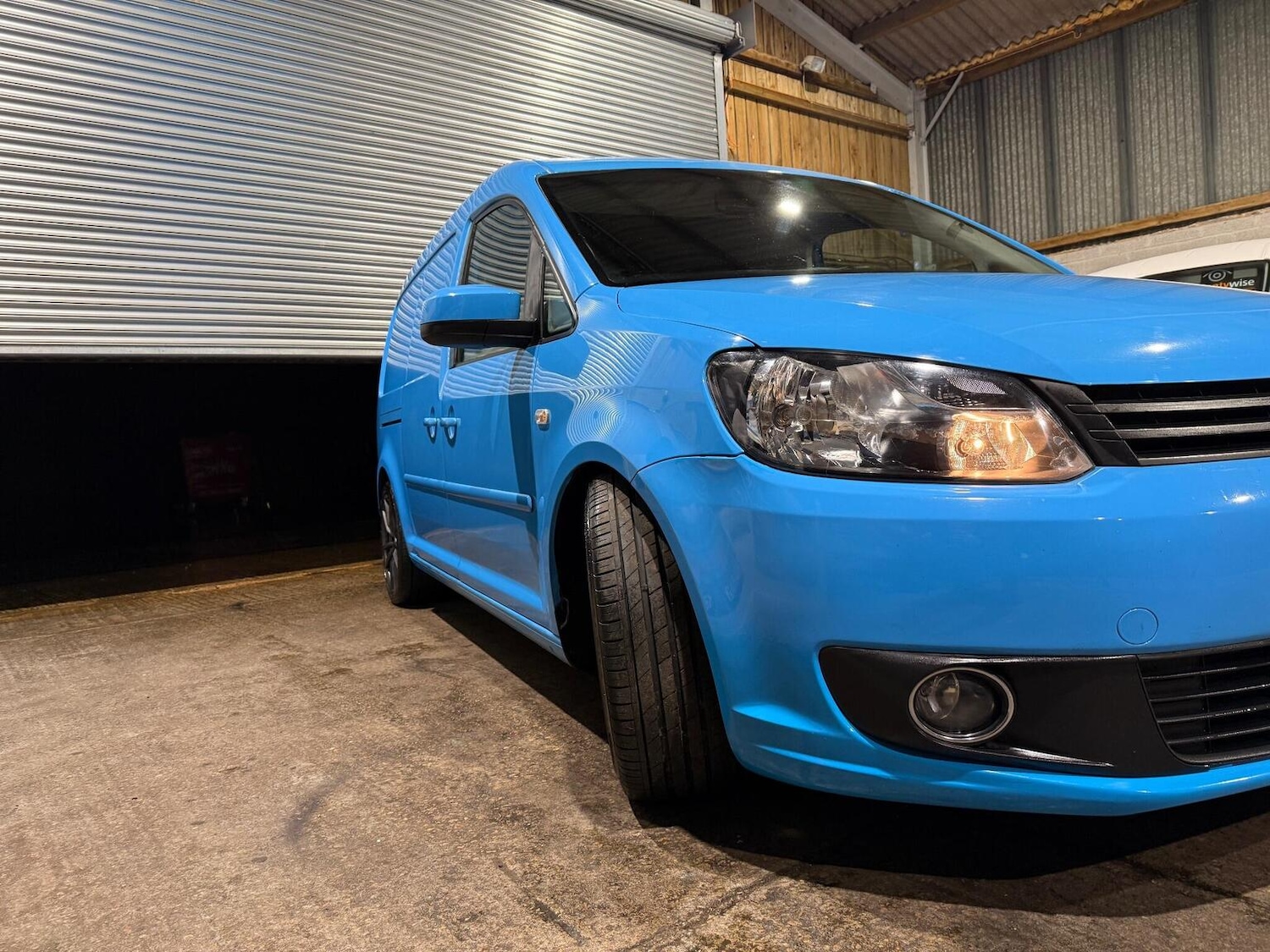 Used Volkswagen Caddy Maxi 2010 for sale - 76837053: Photo 53