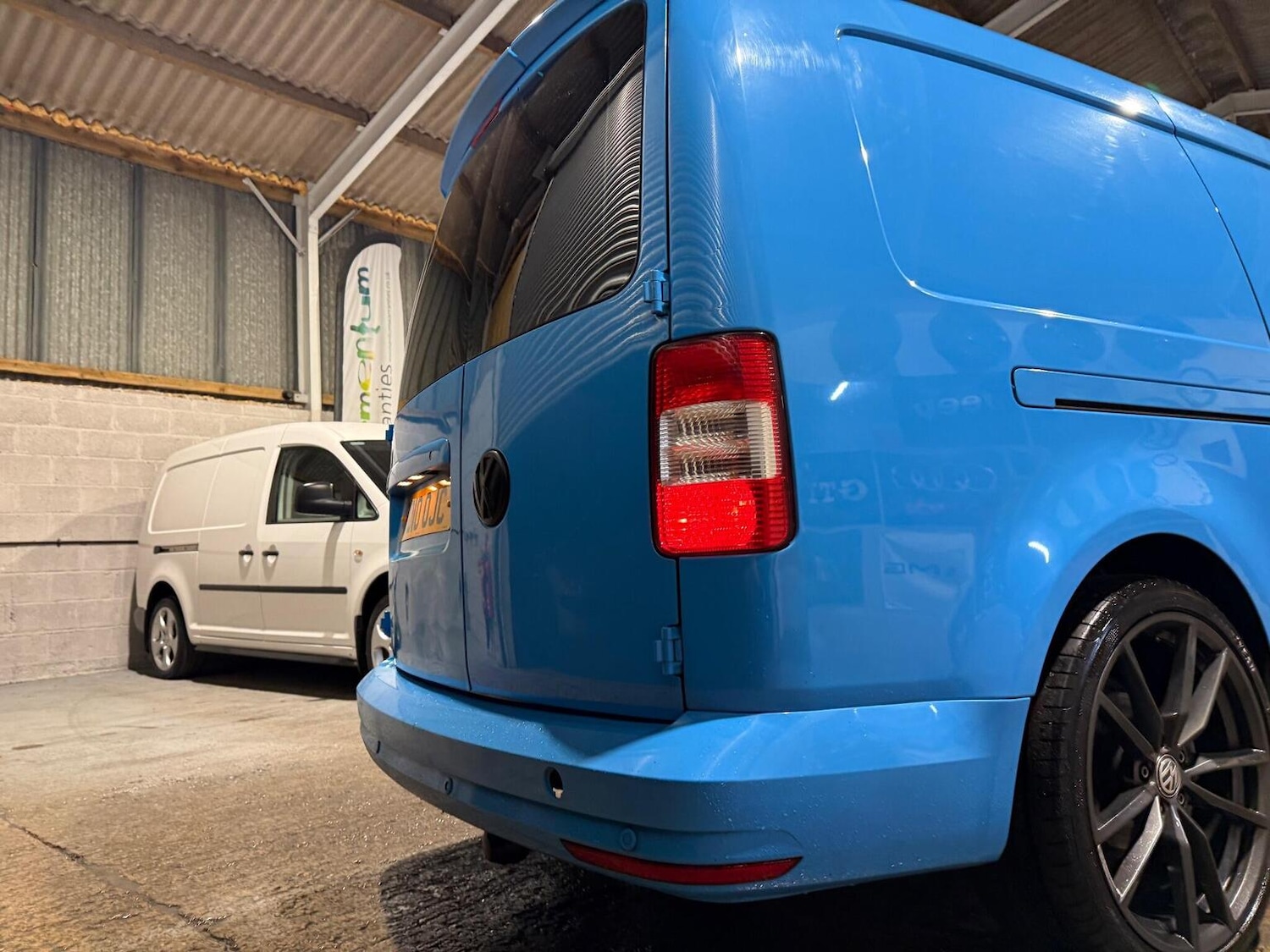 Used Volkswagen Caddy Maxi 2010 for sale - 76837053: Photo 57