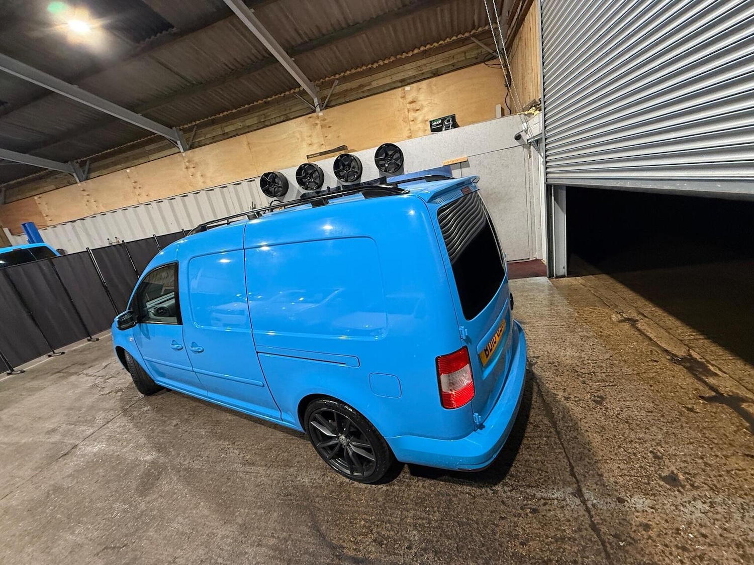 Used Volkswagen Caddy Maxi 2010 for sale - 76837053: Photo 63