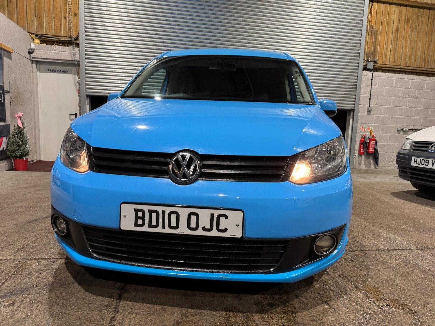 Used Volkswagen Caddy Maxi 2010 for sale - 76837053: Photo 7