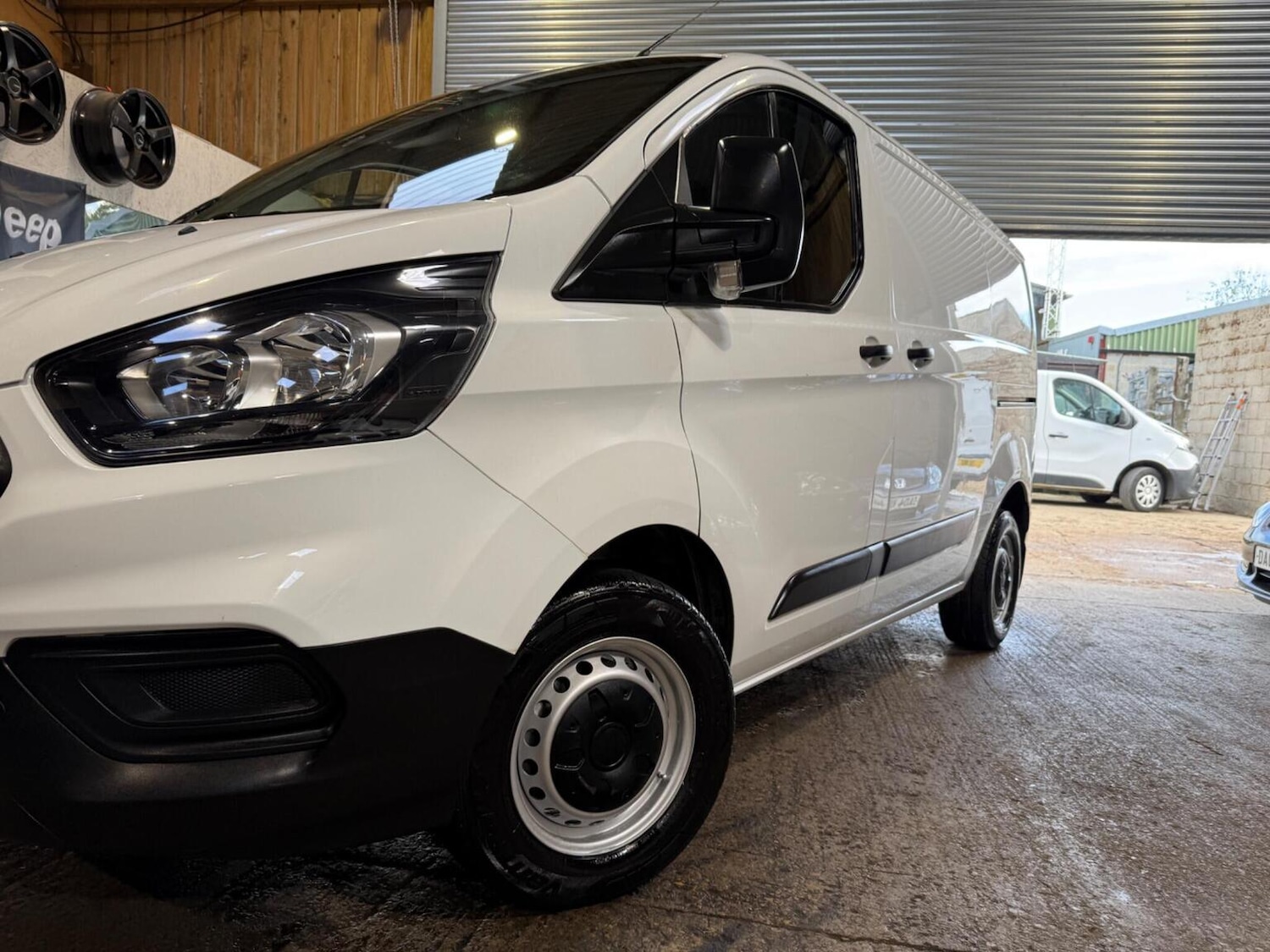 Used Ford Transit Custom 2019 for sale - 76669175: Photo 3