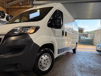 Used Peugeot Boxer 2017 for sale - 76436377: Photo