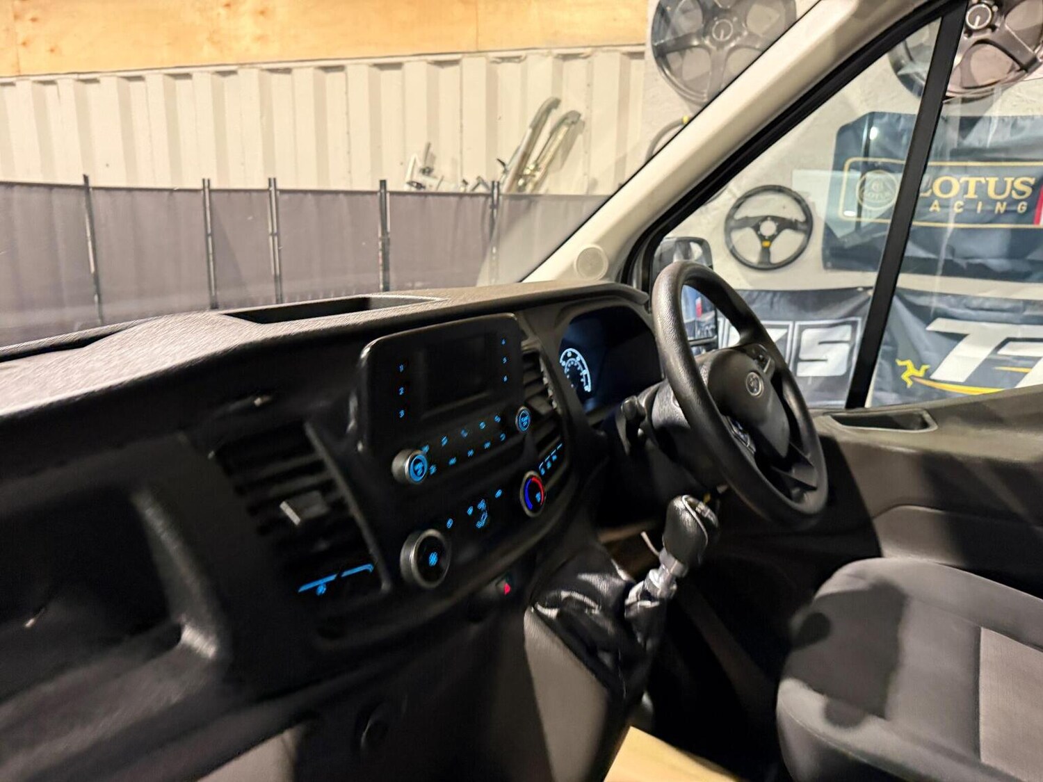 Used Ford Transit 2021 for sale - 76211897: Photo 25