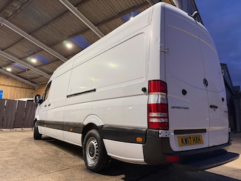 Used Mercedes-Benz Sprinter 2017 for sale - 76924408: Photo