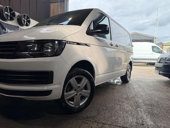 Used Volkswagen Transporter 2017 for sale - 78445751: Photo