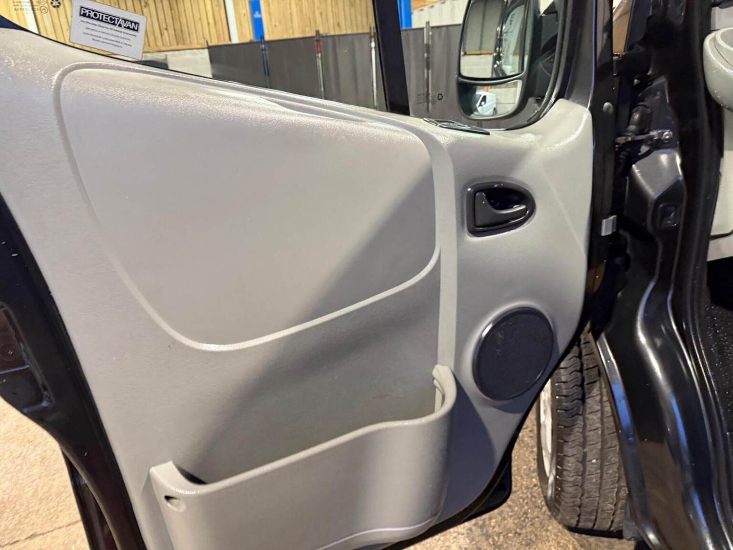 Used Renault Trafic 2014 for sale - 76299082: Photo 30