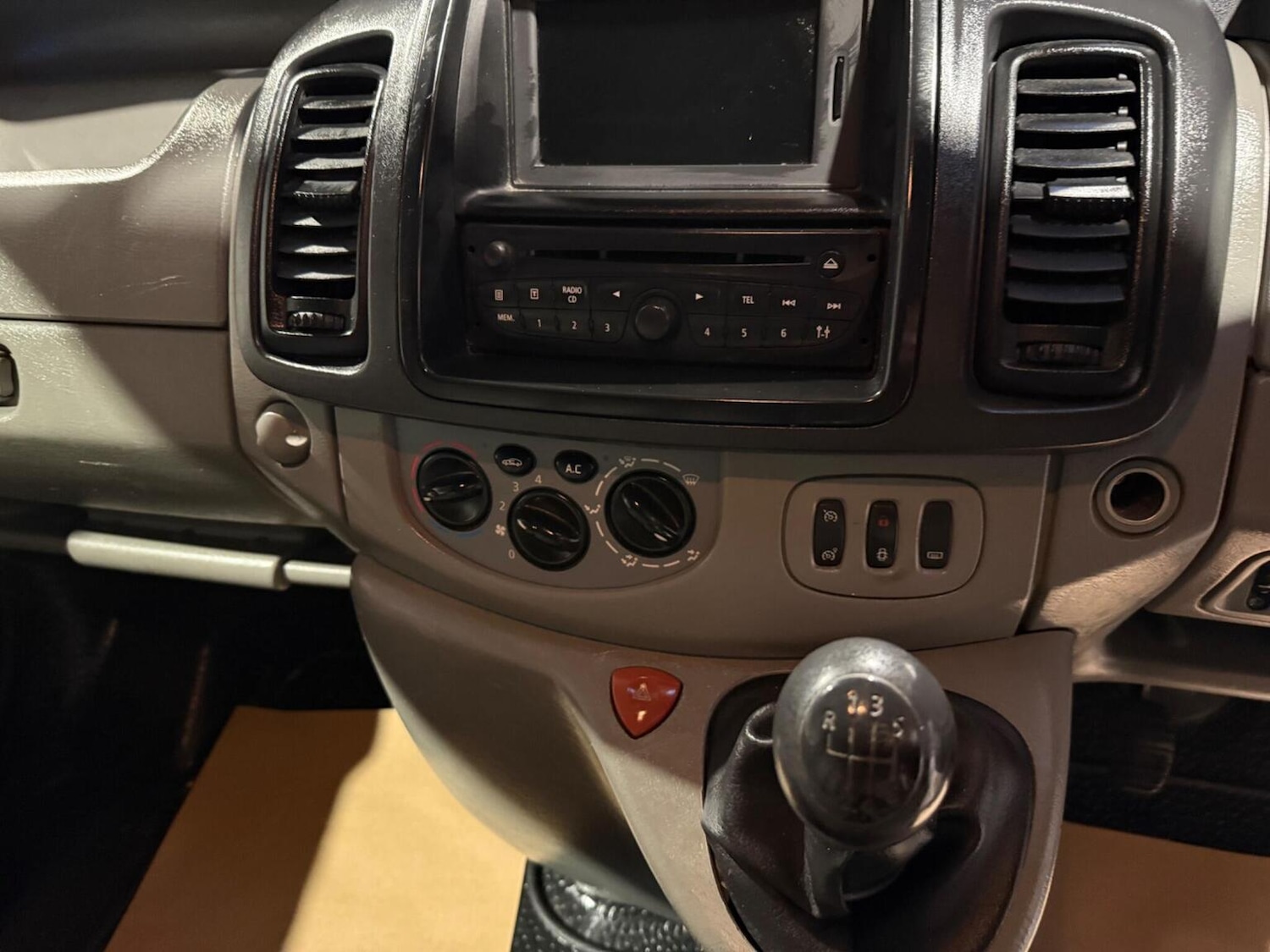 Used Renault Trafic 2014 for sale - 76299082: Photo 41